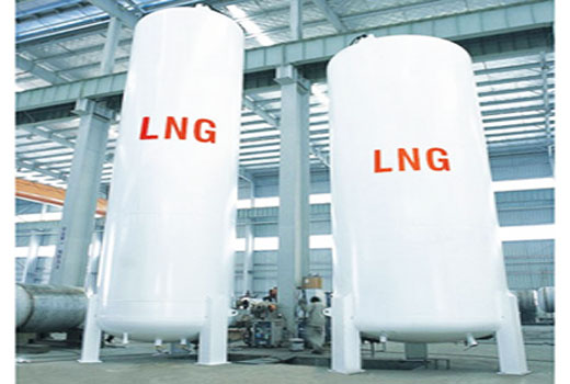 lng-tanks